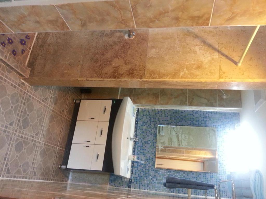 Yiasu Bed And Breakfast Паттая Номер фото